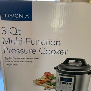 Insignia pressure cooker 8Qt